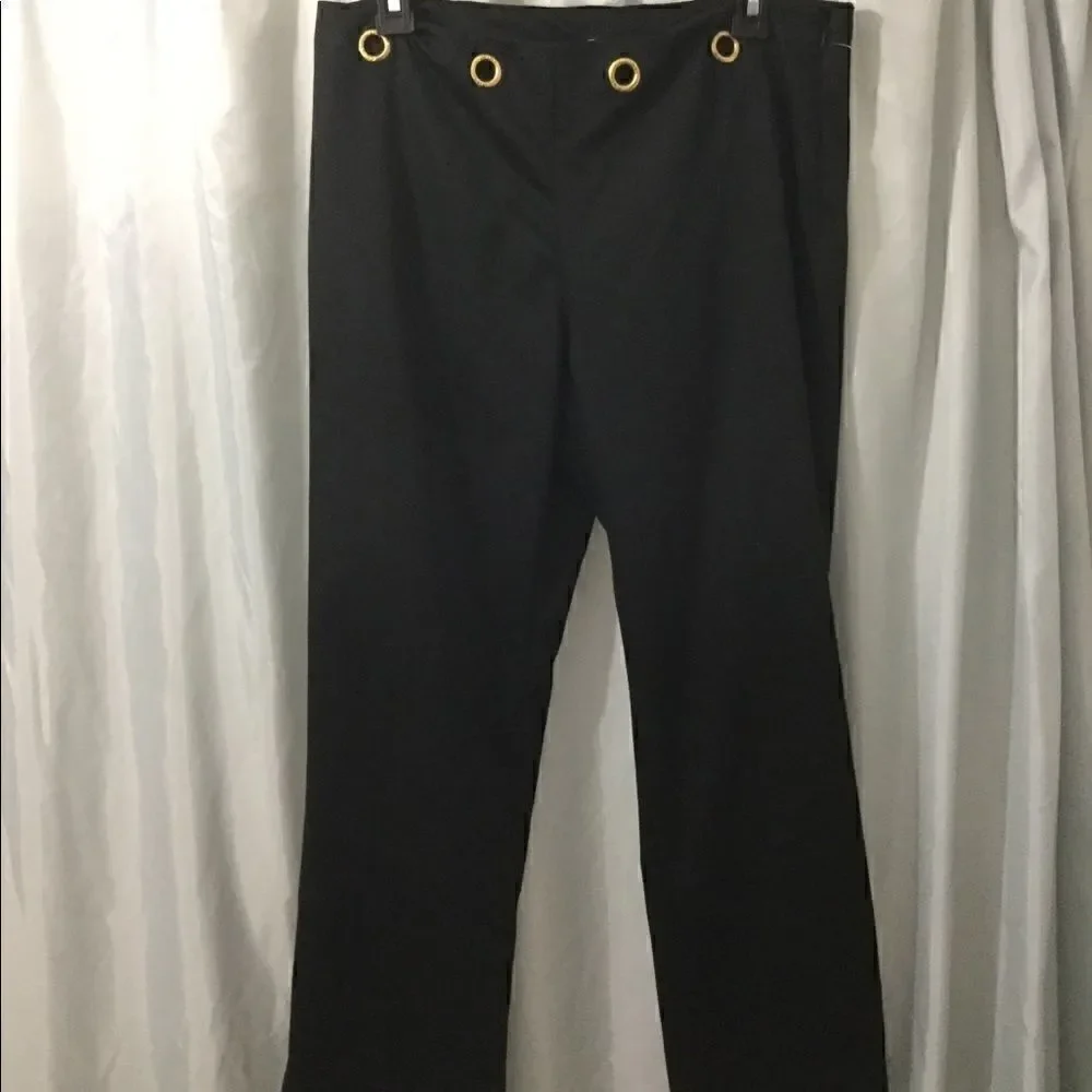 Michael Kors 6 Black grommets detail cropped pants